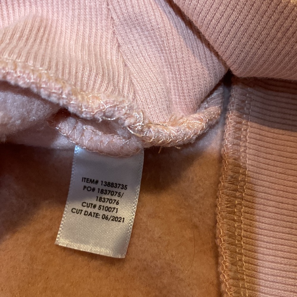Torrid Mean Girls On Wednesday We Wear Pink Sweatshirt Size 2 - Picture 4 of 5